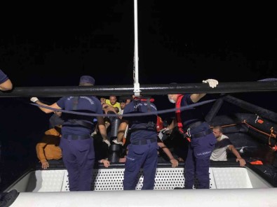 Marmaris'te 56 Düzensiz Göçmen Kurtarildi