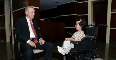 Başkan Erdoğan cam kemik hastası Hira Cinali ve ailesini kabul etti!