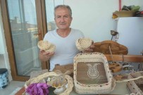 Evinin Balkonunu Atölyeye Çevirdi, Ahsabi Sanata Dönüstürüyor