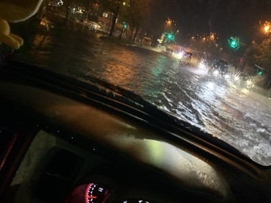 Japonya'da Siddetli Yagislar Sürüyor Açiklamasi 51 Bin 588 Kisiye Acil Güvenlik Uyarisi Yapildi