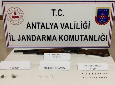 Manavgat'ta Uyusturucu Operasyonu Açiklamasi 6 Gözalti