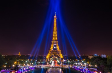 Avrupa'yı kriz vurdu! Eyfel Kulesi’nin ışıkları enerji tasarrufu için erken kapatılacak...