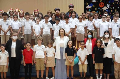 DEÜ'ye Bagli Özel 75. Egitim Kurumlarinda Okul Heyecani