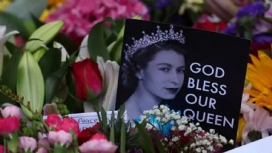 Kraliçe II. Elizabeth'in cenaze masraflarının 6 milyar sterlin tutacağı iddia edildi
