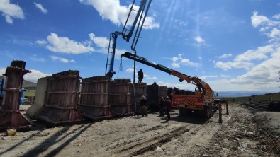 Bakan Soylu; 'Sinir Duvarinin Bin 55 Kilometresi Tamamlandi'