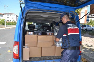 Tekirdag'da Kaçak Alkol Satisina Jandarma Baskini