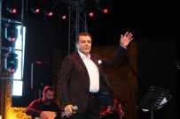 Ardahan Belediye Baskani Sinop'ta Konser Verdi