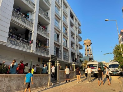 Üvey Kizini Tabancayla Öldürüp Intihar Etti