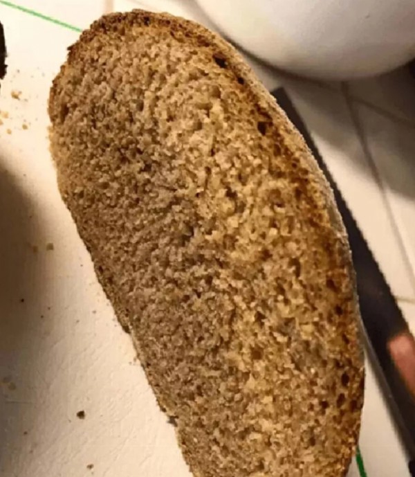 4 bin 500 yıllık maya ile ekmek pişirdi: Her anını paylaştı