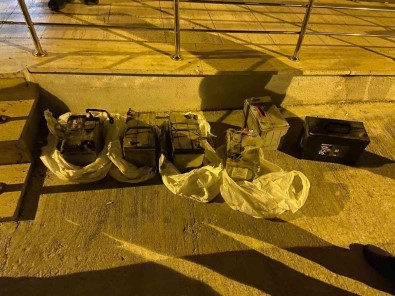 Akü Hirsizlari Kamerada