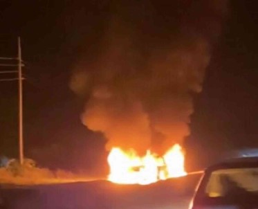 Anne-Ogula Çarparak Ölümüne Yol Açtilar, Araci Yakip Kayiplara Karistilar