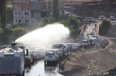 HDPKK'dan Cudi provokasyonu! Yasağa rağmen yürümek istediler, polis müdahalesiyle dağıldılar