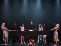 Bursa Devlet Tiyatrosu Perdelerini Açiyor