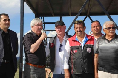 Ivrindi'de Rahvan At Yarismalari Coskusu