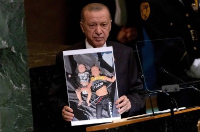 Başkan Erdoğan, BM kürsüsünden dünyaya 3 kare ile mesaj verdi!