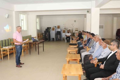 Elazig'da Çiftçilere 'Iklim Degisimi Ve Sulama' Egitimi Verildi