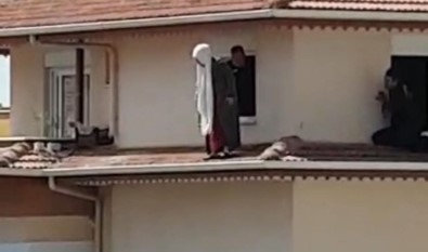 Intihara Tesebbüs Eden Kadini, Jandarma Ölümün Kiyisindan Aldi