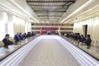 Rektör Saribiyik Mazbatasini Aldi