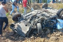 Traktör ile otomobilin çarpıştığı kazada ölü sayısı 2'ye çıktı