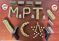 Uyusturucu Ve Silah Ele Geçirildi