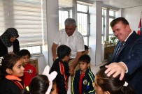 ATSO'dan Ögrencilere Kiyafet Yardimi