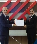 Rektör Bentli Mazbatasini Aldi