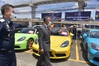 Tayland'da 26 Kaçak Lüks Araca El Konuldu