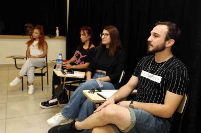 Yenimahalle'de Konservatuar Egitimleri Basladi