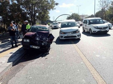 Baskentte Zincirleme Trafik Kazasi Açiklamasi 2 Yarali