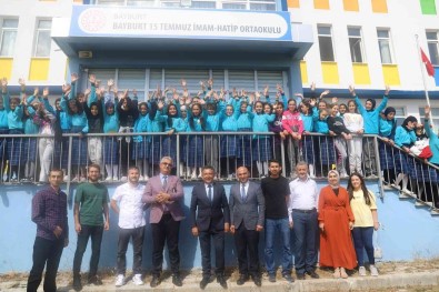 Ortaokul Ögrencileri Yogunlastirilmis Yabanci Dil Uygulamasiyla Ilk Kez Tanisti