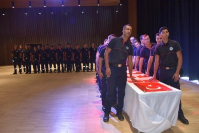 Tekirdag'da 50 Itfaiye Eri Türk Bayragina El Basarak Yemin Etti