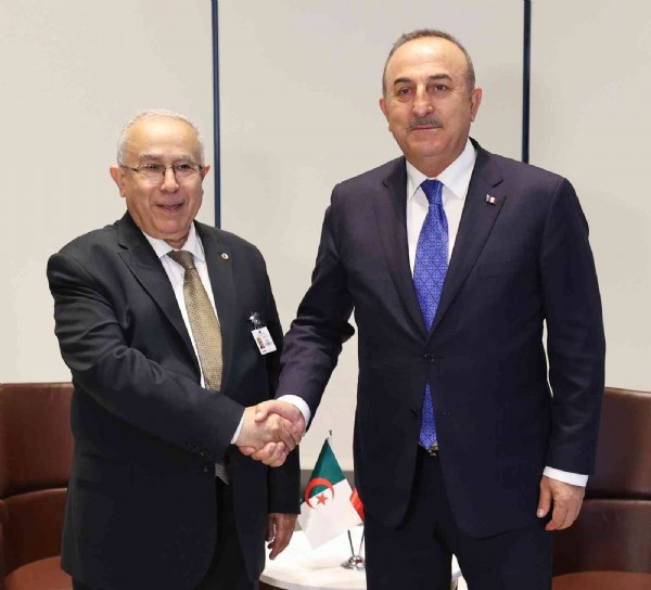 Bakan Çavuşoğlu'ndan New York'ta diplomasi trafiği