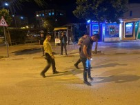 Adana'da Otomobile Silahli Saldiri Açiklamasi 2 Agir Yarali