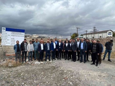 Sarikamis'ta Egitim Ve Ögretime Büyük Destek