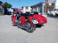 Böyle 2 Teker Sevdasi Görülmedi