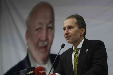 Fatih Erbakan, Partisinin Yalova Il Kongresi'ne Katildi