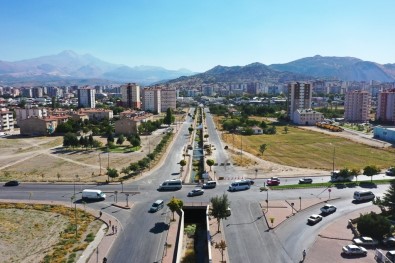 Kocasinan Belediyesi, Ilçenin Gelecegine Yatirim Yapiyor