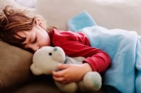 Arastirma Sonucu Açiklamasi Çocuklarin Ve Ergenlerin Çogu Gün Boyu 'Uykulu'
