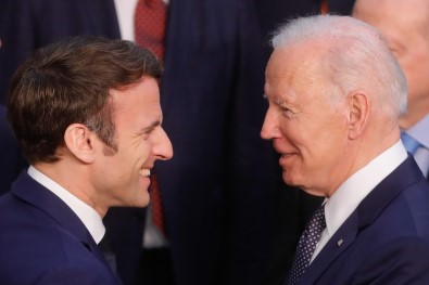 Biden, 1 Aralik'ta Beyaz Saray'da Macron Ile Bir Araya Gelecek