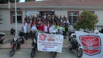 Motosikletlerle Köy Okuluna Bin 222 Kitap Bagisladi