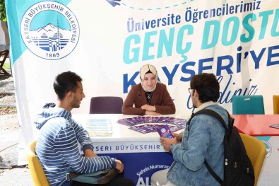 Büyüksehirden Üniversite Ögrencilerine Rehberlik Ve Danismanlik Hizmeti
