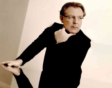 Dünyaca Ünlü Piyanist Hüseyin Sermet Istanbul'da Sevenleri Ile Bulusacak