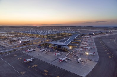 Istanbul Havalimani Bin 286 Uçusla Avrupa'nin Zirvesinde Yer Aldi