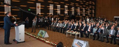 Konya'nin Otomotiv Devlerine Plaket Verildi