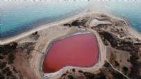 Çanakkale'deki Tuz Gölü, rengine kavuştu Haberi