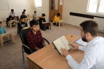 Hafiz Fabrikasi Yilda 35 Ögrenciyi Mezun Ediyor