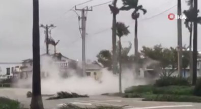 Ian Kasirgasi Florida'yi Vurdu, 2,5 Milyon Kisiye Tahliye Emri Verildi