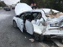 Tirla Otomobil Çarpisti Açiklamasi 2 Yarali