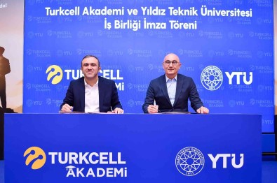 Turkcell'den Çalisanlarin Kariyer Yolculuklarina Akademik Destek