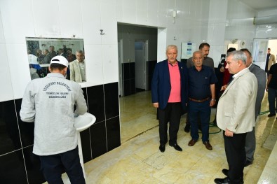 Yesilyurt'ta Camilere Temizlik